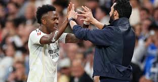 Álvaro Arbeloa: “I don’t know if this is the best moment of Vini’s career, but he’s not far off”