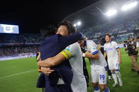 Suwon Samsung Sofre Derrota e Aumenta Distância para o Líder Incheon United - Imagen principal del artículo