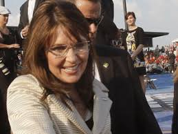 Palin is thrown into media major league - Michael Calderone - POLITICO.com - 080901_palin_calderone1