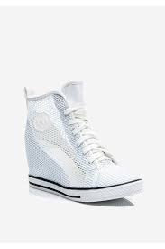 Znalezione obrazy dla zapytania białe sneakersy we heart it