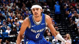 Fantasy basketball pickups: Add Anthony Black, Cedric Coward before it's too late