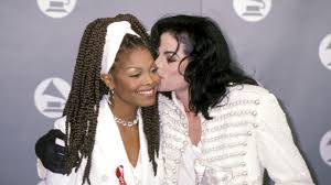 Perché Janet Jackson non compare in Michael e com’è oggi il suo rapporto con la famiglia
