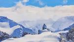 Three people avalanches Swiss Alps