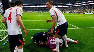 England's Jordan Henderson taken to hospital with wrist injury after falling during Mexico World Cup celebrations