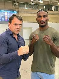 Michael Oliveira expects warm reception at UFC Belgrade with support of Serbian footballer Dejan Petkovic