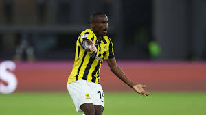 La salida de Diaby, rechazada: la afición del Al-Ittihad se levanta para proteger a su primera estrella