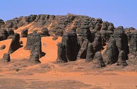 Résultat de recherche d'images pour "tamanrasset"