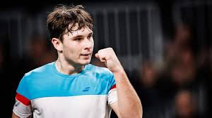 Tennistalent Röttgering beleeft hoogtepunt prille carrière met titel in Mexico