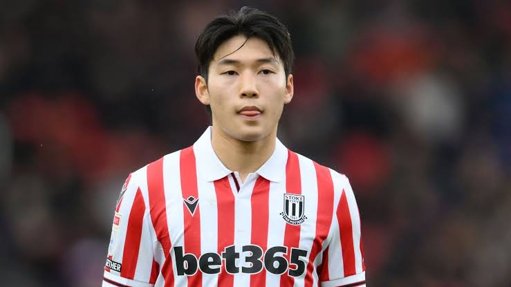 Stoke City: Bae Junho returns early from international duty - BBC Sport