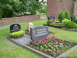 Grab von Jan Habben Veen (-), Friedhof Völlen