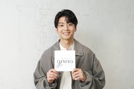 伊藤健太郎が語る“関西の人のあたたかさ”。「北新地のスナックで一人飲み」を楽しむ意外な素顔とは？