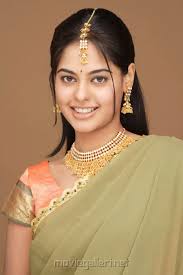 Tamil Actress Bindu Madhavi Latest Hot Photoshoot Stills. Bindu Madhavi Telugu Actress New Photo Shoot Gallery. Veppam Heroine Bindu Madhavi Hot Pics - bindu_madhavi_hot_photoshoot_399