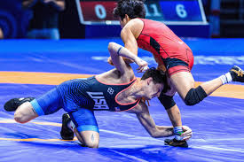 Forrest, Valencia advance to men’s freestyle semifinals at 2025 World Championships