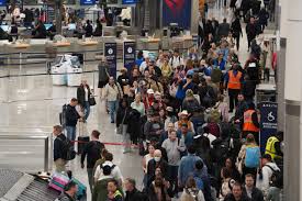Travelers navigating atlanta tsa wait times at airport