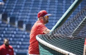 Despite Phillies’ offensive problems, Kevin Long’s job could be safe