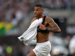 🛒 Junior Santos perto de volta ao Botafogo; Flu encaminha carrasco do Fla