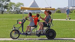 Milwaukee Weekend Weather Outlook: Warmth Arrives After Possible Storms