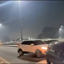 Tiroteio fecha Av. Brasil durante operação da PM no Rio; motorista é atingido por bala perdida