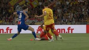 Antonio's horror tackle ruins Thauvin's goal in just 7'