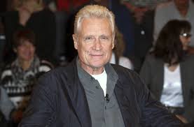 "Nord Nord Mord"-Star Robert Atzorn feiert sein TV-Comeback