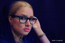 نتیجه تصویری برای عکس های مینا ساداتی