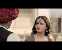 Image of Alia Bhatt as Roop Chaudhry in Kalank