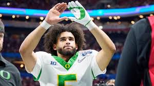 Oregon's Dante Moore uncovers key responsibilty in supporting ex-Nebraska QB Dylan Raiola