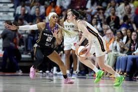 Chicago Sky Bolster Defense with DiJonai Carrington Signing