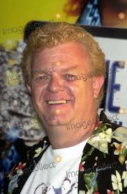 Johnny Whitaker Photo - Johnny Whitaker at the world premiere of Paramounts Dickie Roberts Former Child - b626dbaea189a35