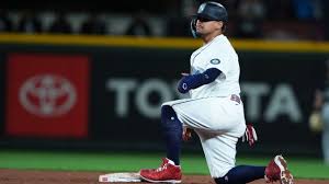Mariners' Josh Naylor not in lineup after having back spasms