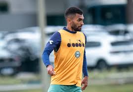 Escalação: Coritiba tem dúvidas para encarar o Santos; veja o provável time