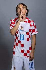 camiseta croacia mundial 2022 modric post