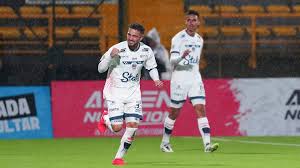 Golazo de Andrés Arroyo pone a ganar a Fortaleza ante Pasto