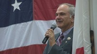 History teacher a "hero" to the veterans he's honored for decades