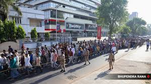 In Pahalgam aftermath, Gujarat Police detains over a thousand ‘illegal Bangladeshis’; 890 of them paraded through Ahmedabad roads