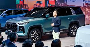 The seven-seat SUV that converts into a ute