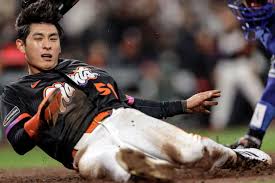 Dodgers catcher denies online rumor over what he said after tagging out Jung Hoo Lee