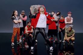 Resultado de imagem para shake it off