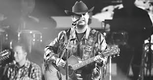 Aprende de sus errores en escena voz de Edén Muñoz; habla de la libertad de expresión