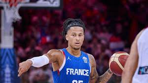 Bleus en Finlande : Nuit Polaire et Basket Explosif! 🇫🇷🏀