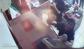 ویدیوی دوربین مداربسته از حمله باورنکردنی خواهران منصوریان به فدراسیون ووشو!