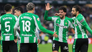 Nelson Deossa puso a hablar al técnico de Real Betis, tras su buen partido contra Valencia