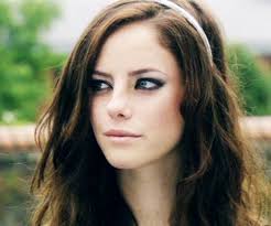 Képtalálat a következőre: „kaya scodelario”