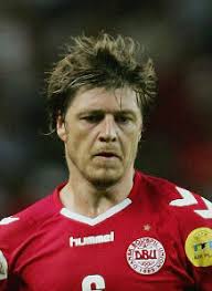 Veteran defender Thomas Helveg has called time on an international career which has spanned 14 years. He made 108 appearances and scored two ... - thomashelveg_679817
