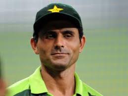 Karachi, Oct 12 : Pakistani all-rounder Abdul Razzaq, who was supposed to lead his team at the Hong Kong Super Sixes this - Abdul-Razzaq_6