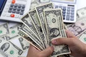 دلار آزاد به مرز تاریخی رسید