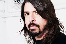 Foo Fighter Dave Grohl tips $1,000 on a drink at Smith &amp; Wollensky. Twice. Bartenders at Smith &amp; Wollensky should be singing the Foo Fighters&#39; &quot;My Hero&quot; ... - Grohl