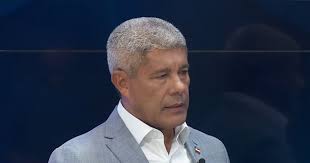 Em sabatina, Jerônimo condena "extremos" na PM, defende câmeras corporais e comenta caso Léo Lanches