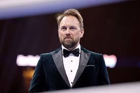 Steven Gätjen rechnet mit TV-Kollegen ab: „Hintergehen und intrigieren”