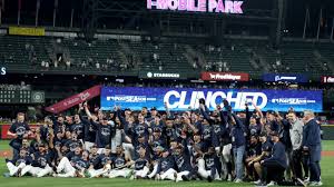 MLB Playoff Frenzy! Who's In, Who's Out, and What's at Stake?! - Imagen principal del artículo